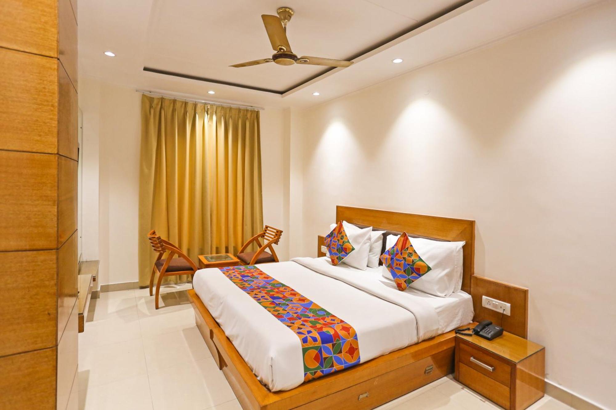 Hotel Silky Palace Near Igi Airportt Nueva Delhi Exterior foto