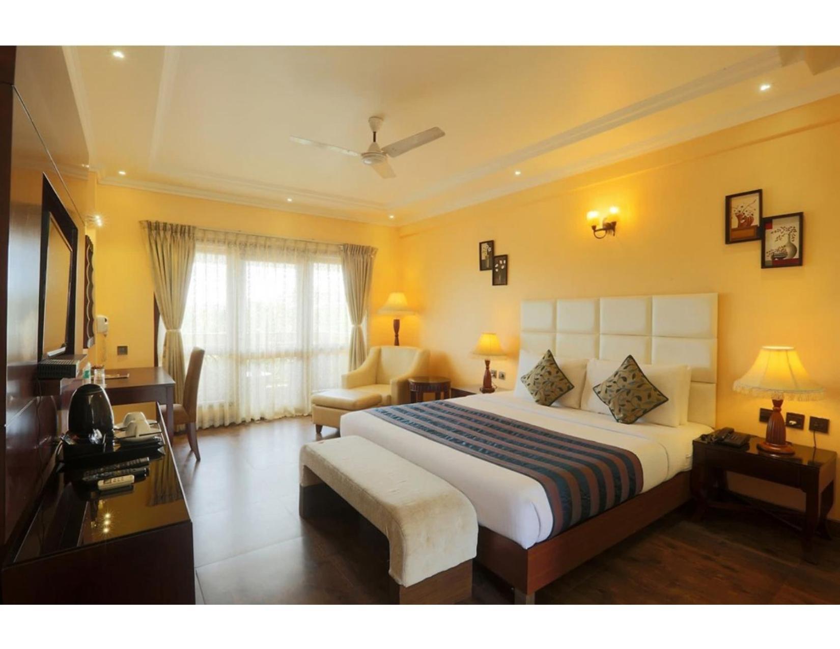 Hotel Silky Palace Near Igi Airportt Nueva Delhi Exterior foto
